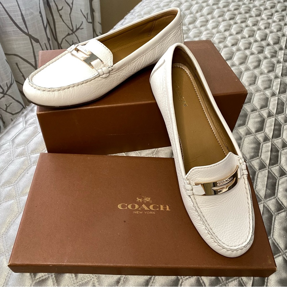 Coach Olympia Pebble Grain Loafers - Ivory